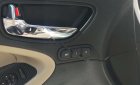 Kia Cerato 1.6 AT 2016 - Cần bán lại xe Kia Cerato 1.6 AT sản xuất 2016, màu trắng chính chủ, 595tr