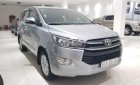 Toyota Innova 2017 - Bán xe Toyota Innova đời 2017, màu bạc số sàn, 725 triệu