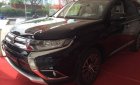 Mitsubishi Stavic 2.0 CVT 2018 - Bán Mitsubishi Outlander 2.0 CVT sản xuất năm 2018, màu đen giá cạnh tranh