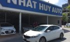 Kia Cerato MT 2017 - Bán Kia Cerato MT năm sản xuất 2017, màu trắng, giá cạnh tranh, giao xe nhanh