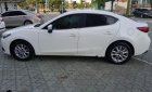 Mazda 3 2015 - Cần bán gấp Mazda 3 sản xuất năm 2015, màu trắng, giá tốt
