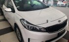 Kia Cerato  1.6 MT 2017 - Cần bán xe Kia Cerato 1.6 MT 2017, màu trắng chính chủ, 529 triệu