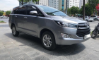 Toyota Innova 2016 - Cần bán lại xe Toyota Innova đời 2016 màu bạc, giá tốt