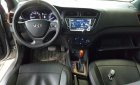 Hyundai VT260 2015 - Bán Hyundai i20 Active đời 2015, màu bạc, xe nhập 