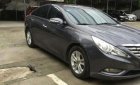 Hyundai Sonata Y20 2010 - Chính chủ bán Hyundai Sonata Y20 2010, màu xám, xe nhập