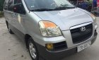 Hyundai Starex 2004 - Bán Hyundai Starex sản xuất 2004, màu bạc, xe nhập