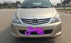 Toyota Innova 2.0 G 2011 - Cần bán Toyota Innova 2.0 G sản xuất năm 2011, chính chủ xe gia đình