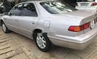 Toyota Camry 2001 - Bán Toyota Camry năm 2001, màu hồng phấn