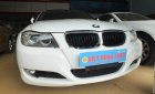 BMW 3 Series 320i 2010 - Bán BMW 3 Series 320i sản xuất 2010, màu trắng, nhập khẩu 