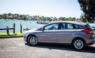 Ford Focus Titanium 2018 - Bán Focus Titanium 2018, đủ màu, giao xe nhanh, hỗ trợ ngân hàng, bảo hiểm