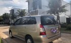 Toyota Innova 2.0E 2014 - Bán ô tô Toyota Innova 2.0E năm sản xuất 2014, màu vàng chính chủ, giá tốt