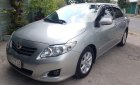 Toyota Corolla altis 2009 - Bán ô tô Toyota Corolla altis sản xuất năm 2009, màu bạc xe gia đình, giá 425tr