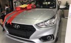 Hyundai Accent    2018 - Cần bán xe Hyundai Accent 2018, màu bạc giá cạnh tranh