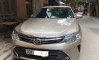 Toyota Camry 2.5G 2016 - Cần bán gấp Toyota Camry 2.5G 2016, vàng cát sa mạc