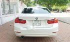 BMW 3 Series  320i 2013 - Bán ô tô BMW 3 Series 320i đời 2013, màu trắng, nhập khẩu nguyên chiếc chính chủ, giá chỉ 915 triệu