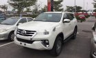 Toyota Fortuner 2018 - Cần bán lại xe Toyota Fortuner đời 2018, màu trắng, giá chỉ 926 triệu