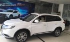 Mitsubishi Outlander 2018 - Mitsubishi Outlander 2.4 nhận quà tặng lên đến 15 triệu khi ký hợp đồng, LH 0907.578.118