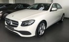 Mercedes-Benz E class E250 2017 - Bán Mercedes Benz E250 trắng - xe chạy lướt - giá mềm