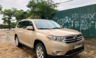 Toyota Highlander LE 2011 - Bán xe Toyota Highlander năm 2011 màu vàng cát, 1 tỷ 179 triệu, xe nhập khẩu