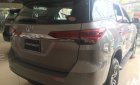 Toyota Fortuner 2.7V 4x2 AT 2018 - Cần bán rất gấp Toyota Fortuner 2.7V 4x2 AT sản xuất 2018, màu xám bạc, nhập khẩu