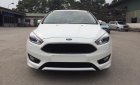 Ford Focus 2018 - Tư vấn xe Ford Focus 2018 màu trắng cũ mới giá tốt, có xe giao ngay. LH 0946974404