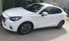 Mazda 2 2017 - Bán xe Mazda 2 đời 2017, màu trắng