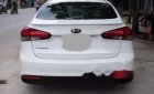 Kia Cerato 2016 - Cần bán gấp Kia Cerato năm 2016, màu trắng số sàn, 495 triệu