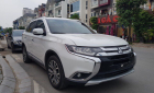 Mitsubishi Outlander 2.2 2016 - Bán xe Mitsubishi Outlander năm 2016 màu trắng, nhập khẩu nguyên chiếc