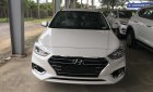 Hyundai Accent 1.4AT 2018 - Bán Hyundai Accent 1.4AT trắng 2018, giao xe ngay, hỗ trợ trả góp. Lh 0973.160.519