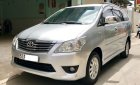 Toyota Innova 2.0E 2012 - Bán Toyota Innova 2.0E, Sx 2012, màu bạc