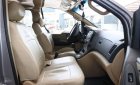 Hyundai Starex   2.5MT  2013 - Bán Hyundai Starex 2.5MT 2013, màu bạc, giá 758tr