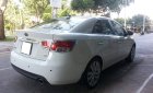 Kia Forte GDI 1.6MT 2012 - Bán Kia Forte 2012 số sàn, màu trắng, xe đi rất đầm và lướt