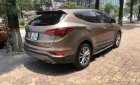Hyundai Santa Fe   2.4AT 4WD    2018 - Bán Hyundai Santa Fe màu nâu, máy xăng, hai cầu bản đủ 2018