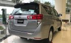Toyota Innova  E 2018 - Cần bán Toyota Innova năm 2018, màu bạc