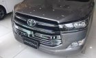 Toyota Innova 2.0E 2018 - Cần bán Toyota Innova 2.0E sản xuất năm 2018, màu xám, giá chỉ 743 triệu