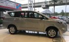 Toyota Innova  E 2018 - Cần bán Toyota Innova năm 2018, màu bạc