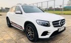 Mercedes-Benz GLC-Class  GLC-300 2017 - Cần bán lại xe Mercedes-Benz GLC-300 đời 2017 màu trắng, giá chỉ 2 tỷ 121 triệu