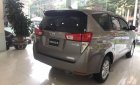 Toyota Innova 2.0E 2018 - Cần bán Toyota Innova 2.0E sản xuất năm 2018, màu xám, giá chỉ 743 triệu