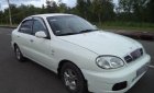 Daewoo Lanos 2002 - Cần bán Daewoo Lanos sản xuất 2002, màu trắng