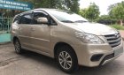 Toyota Innova G 2015 - Cần tiền bán Innova 20 15 MT, vàng cát xe gia đình chính chủ một đời