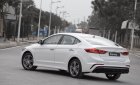 Hyundai Elantra 2018 - Bán Hyundai Elantra trắng, giao ngay