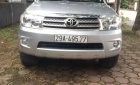 Toyota Fortuner 2011 - Gia đình bán Toyota Fortuner 2011, màu bạc 