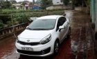 Kia Rio 2016 - Gia đình bán xe Kia Rio đời 2016, màu trắng 