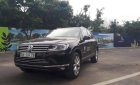 Volkswagen Touareg 2016 - Cần bán Volkswagen Touareg năm 2016, màu đen, nhập khẩu nguyên chiếc, xe demo cty, đăng ký T4/2017