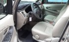 Toyota Innova 2015 - Bán Toyota Innova sản xuất năm 2015, màu vàng cát, số sàn