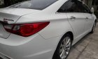 Hyundai Sonata 2.0 AT 2011 - Cần bán Hyundai Sonata 2.0 AT sản xuất 2011, màu trắng số tự động, giá tốt