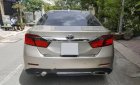 Toyota Camry   2016 - Cần bán gấp Toyota Camry sản xuất năm 2016, màu vàng còn mới giá cạnh tranh