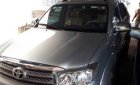 Toyota Fortuner V 2011 - Bán xe Toyota Fortuner V 2011, màu bạc chính chủ, 580tr