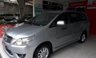 Toyota Innova 2012 - Bán xe Innova đời 2012 màu bạc