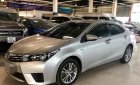 Toyota Corolla altis 1.8MT 2016 - Bán Toyota Corolla Altis 1.8MT sản xuất năm 2016, màu bạc, có trả góp